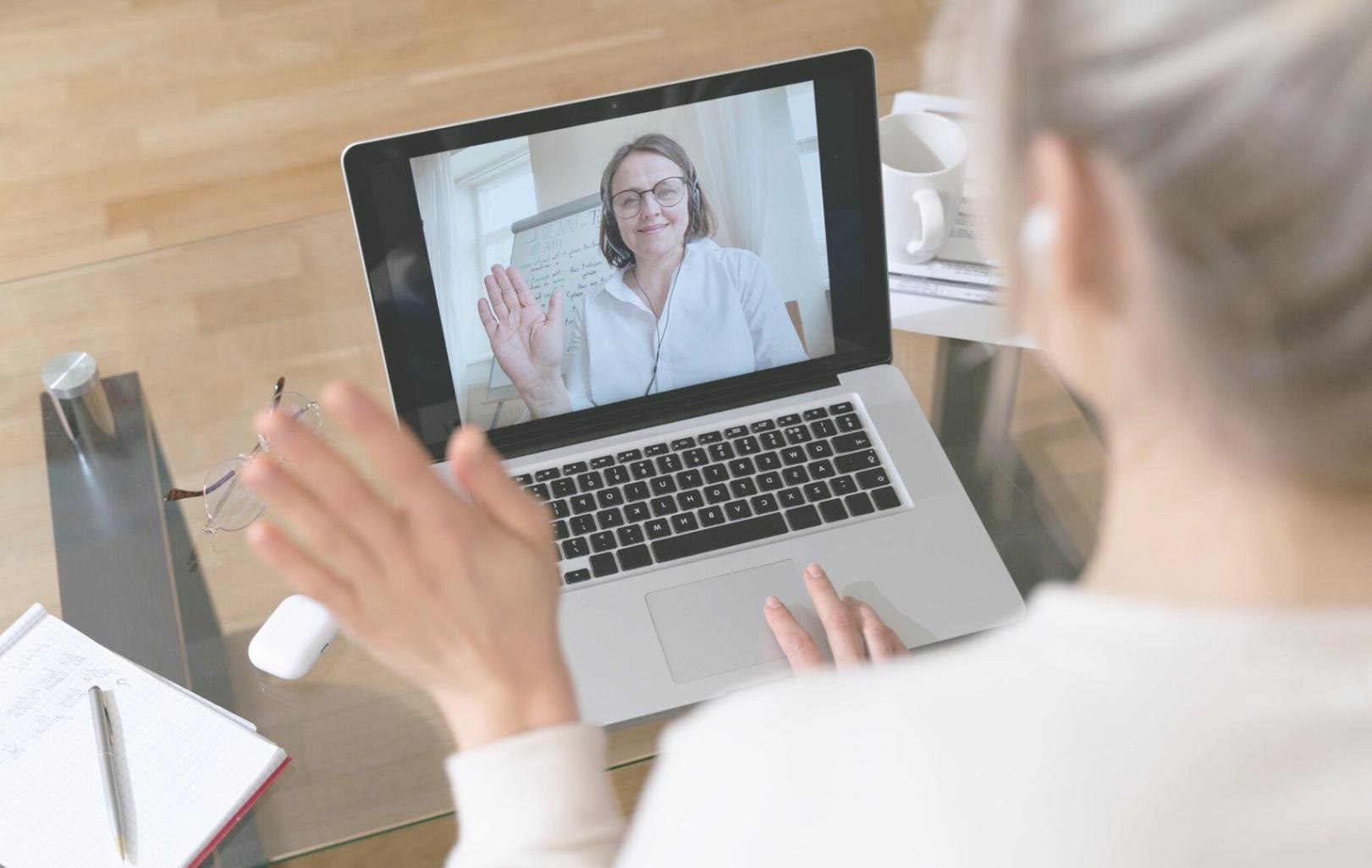 Detaillierte Finanzanalyse und Bewertungsunterlagen für Investorengespräche